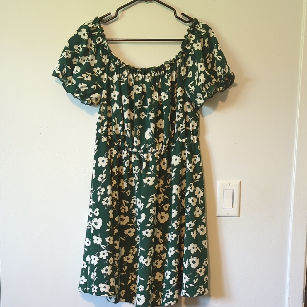 SHEIN Curve Forest Green and White Floral Dress